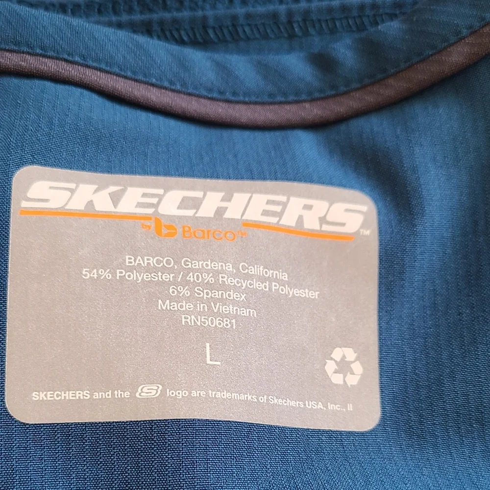 Skechers scrubs set - Picture 5 of 12